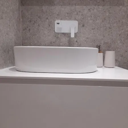 Kosmos Retreat Lägenhet *